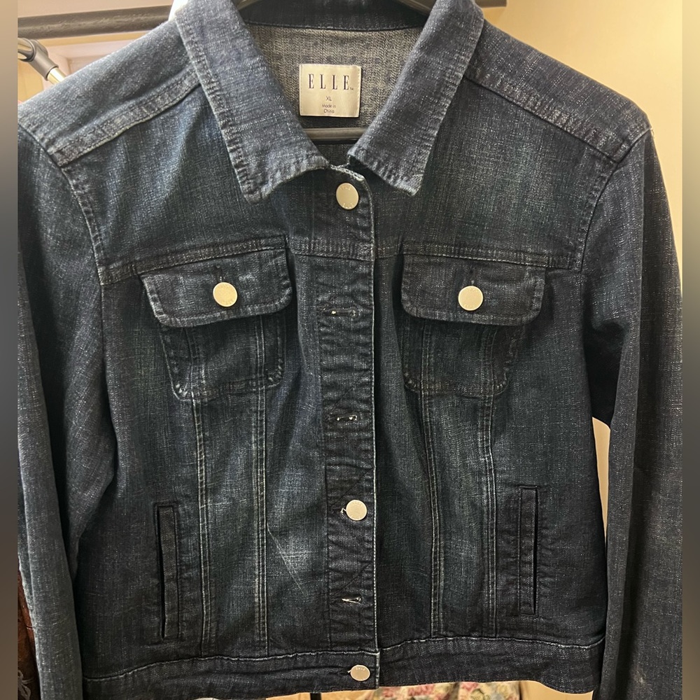 (2) Elle Crop Denim Jackets - Light Wash Gold Stitch & Dark Wash XL